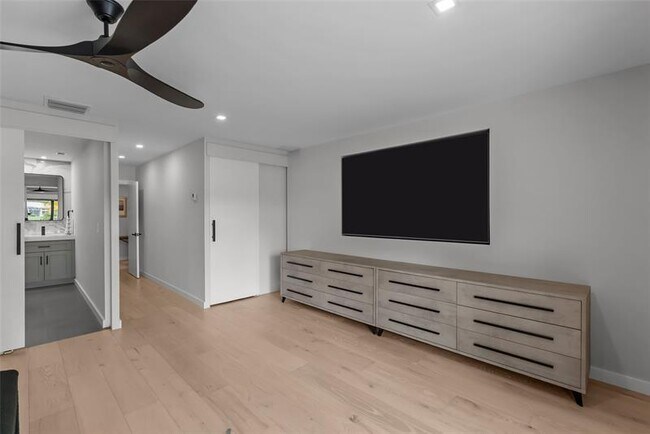 Building Photo - 8611 Gullane Ct