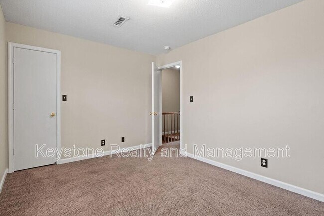 Building Photo - 1630 Baltimore Dr