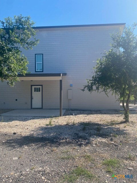 Building Photo - 183 Mimosa Rd