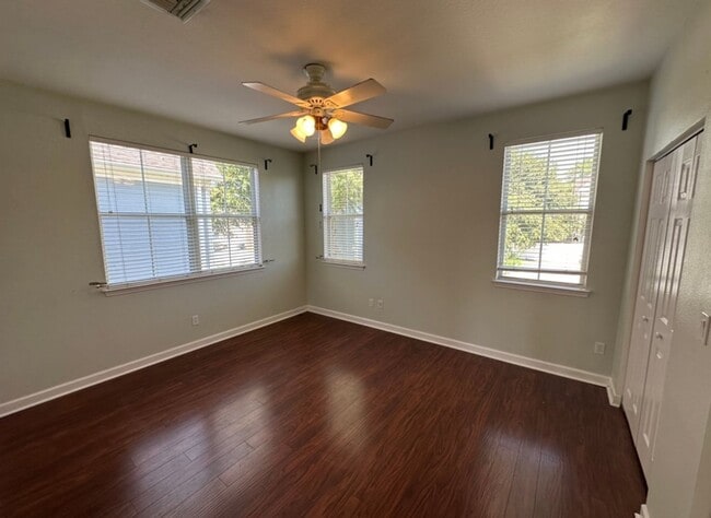 Building Photo - 3687 Longfellow Rd