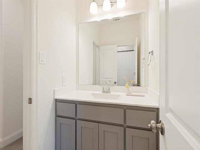 Building Photo - 7117 Talon Dr
