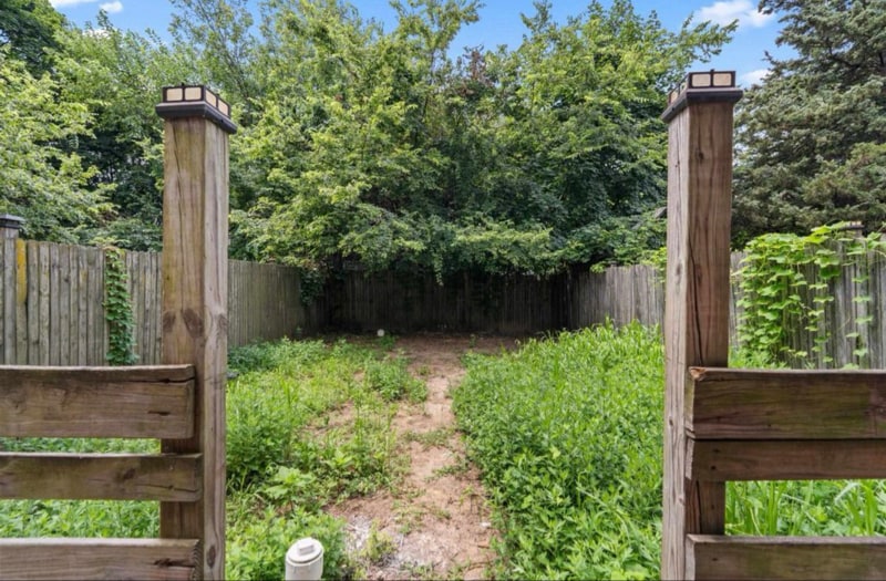 Building Photo - 115 Winfield Ave