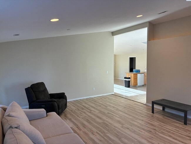 Building Photo - Great Back Yard! Lawn Care Included