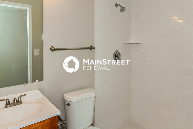 Building Photo - 3 Bedroom Pet-Friendly Home in MESA, AZ with Main Street Renewal