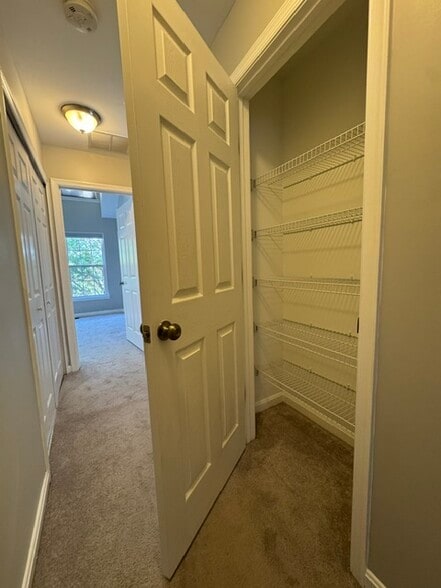 Hallway storage - 61 Harbour Heights Dr