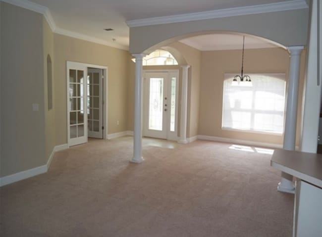 Building Photo - 2241 Lake Francis Dr