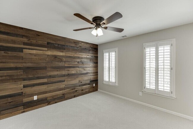 Building Photo - 295 Crown Vetch Ln