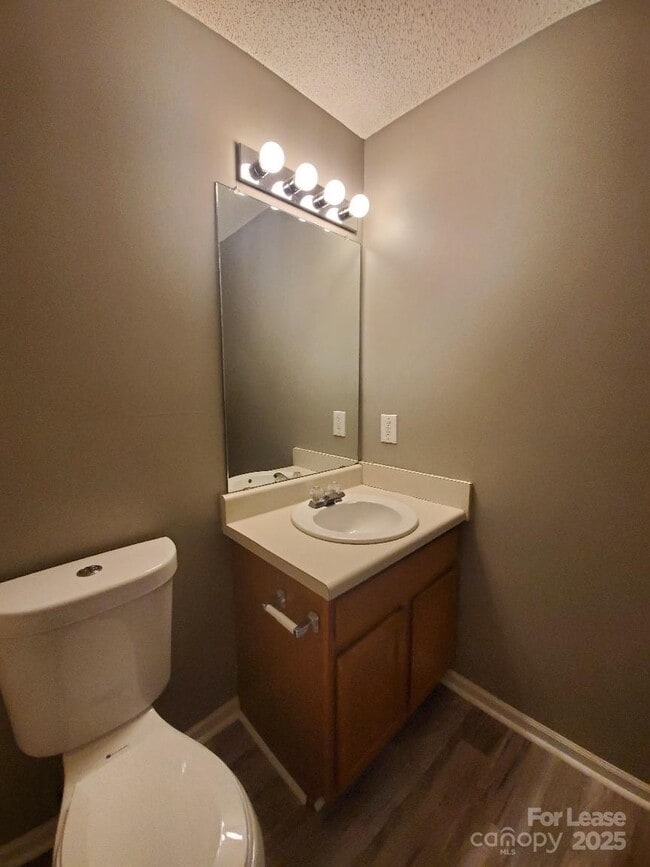 Building Photo - 10623 Campion Ct