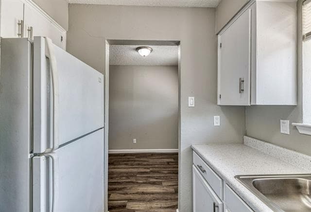 Building Photo - 5315 Columbia Ave