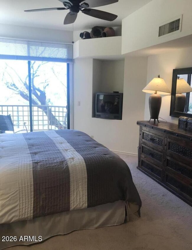 Building Photo - 25555 N Windy Walk Dr