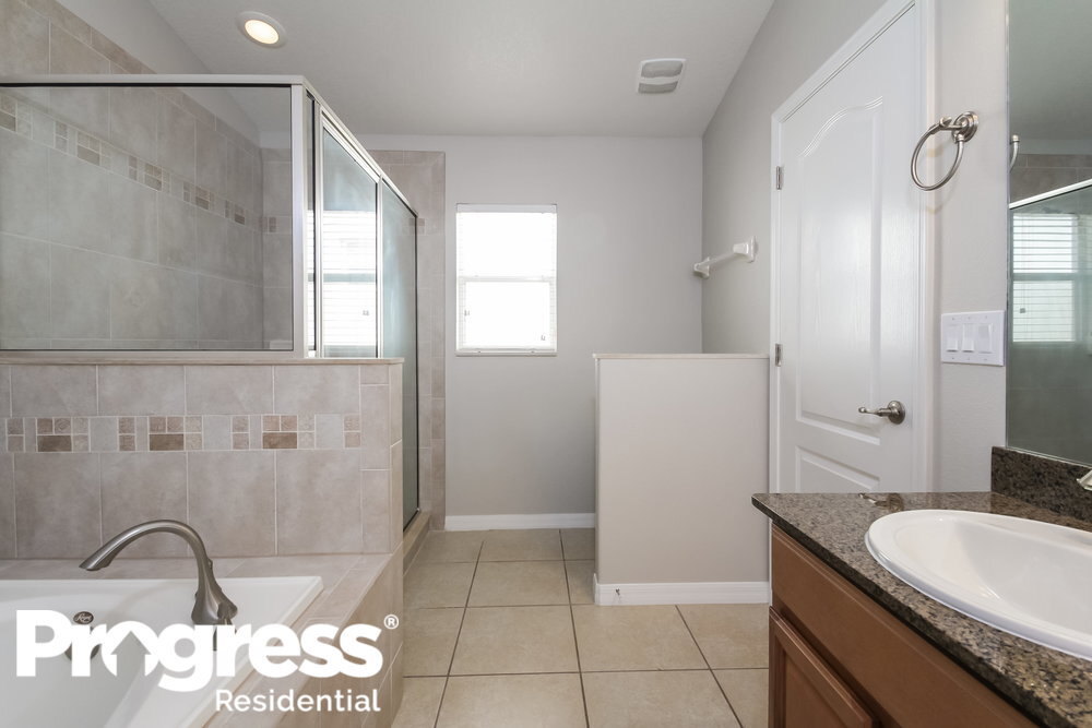 Building Photo - 11611 Addison Chase Dr