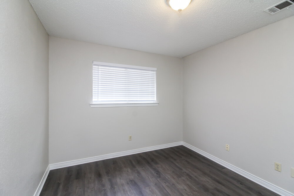 Building Photo - 429 Partridge Cir
