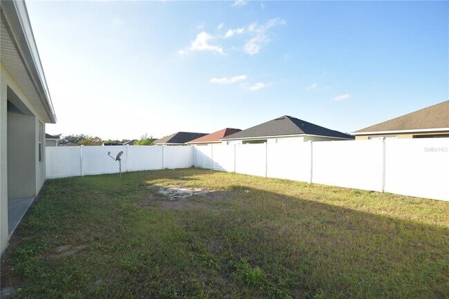 Building Photo - 823 Krenson Woods Ln