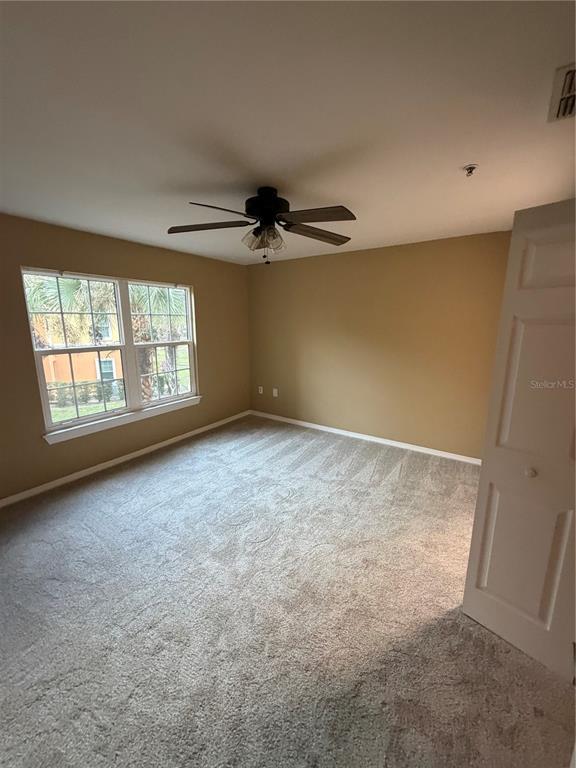 Building Photo - 5475 Vineland Rd