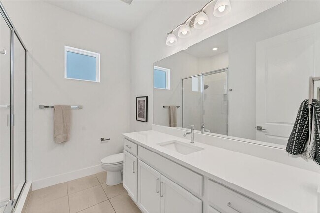 Building Photo - 6028 Red Mangrove Ln