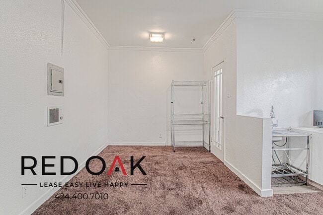 Primary Photo - 224 N Maryland Ave