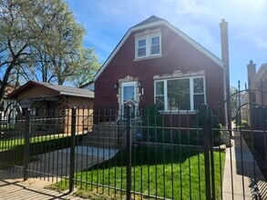 Building Photo - 8731 S Constance Ave