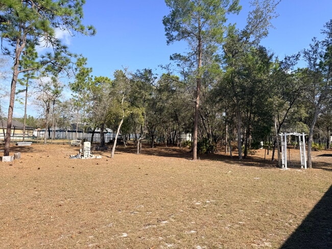 Building Photo - Beautiful 3 Bedroom, 2 Bathroom, 2 Car Garage home for rent in Royal Highlands on .46 acres!