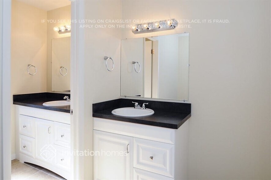 Building Photo - 1204 Letona Ln