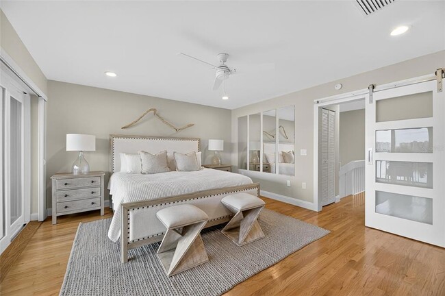 Building Photo - 160 Marina Del Rey Ct