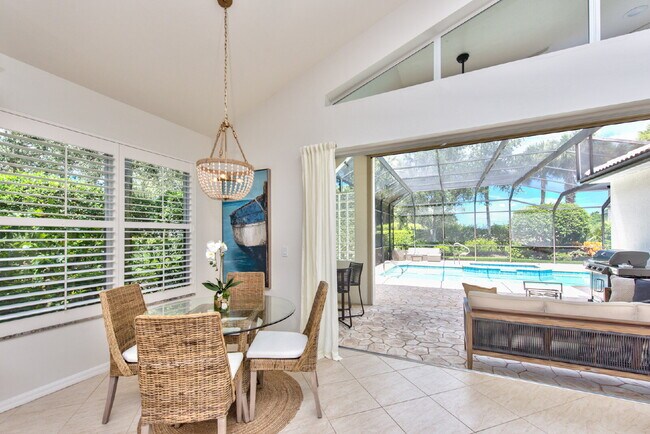 Building Photo - Pelican Marsh Pool home