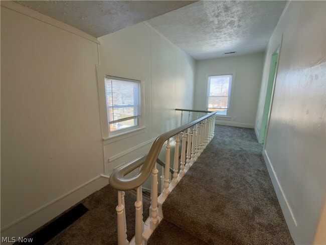 Building Photo - 142 Beaver Ct