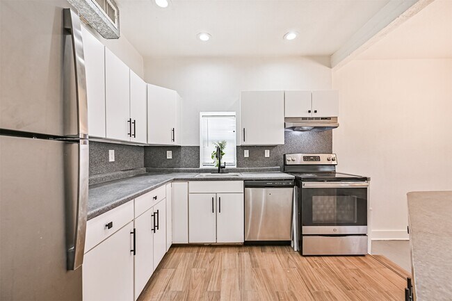 Building Photo - 2201 48th St