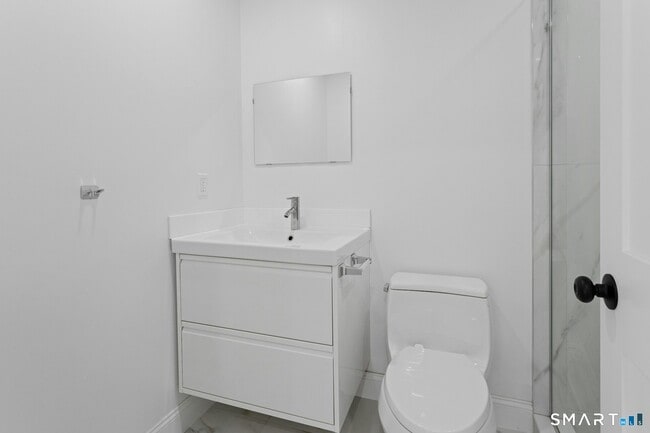 Building Photo - 70 Archer Ln