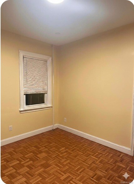 Building Photo - 35-58 71st St