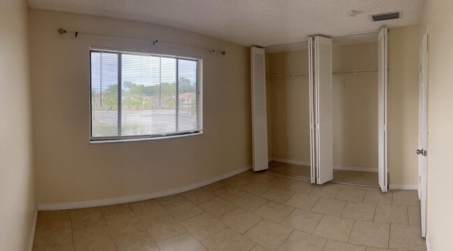 Building Photo - 139 Sparrow Dr