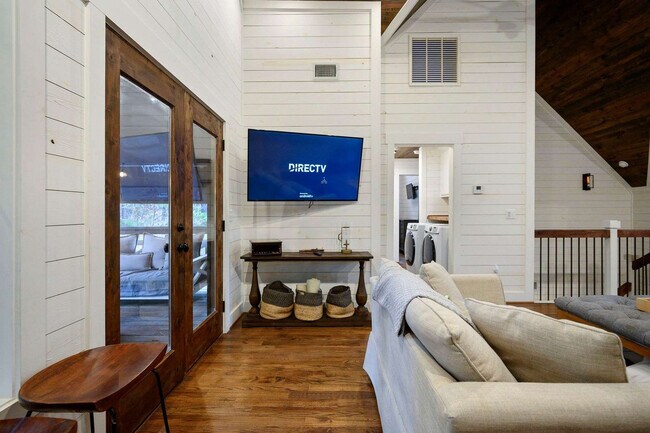 Building Photo - 295 Apple Rdg Ln