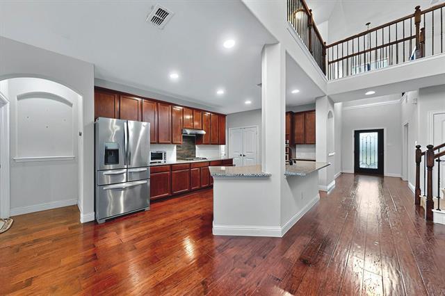 Building Photo - 2633 Sunstar Dr