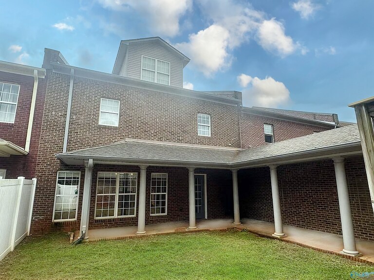 Building Photo - 12082 Southern Charm Blvd