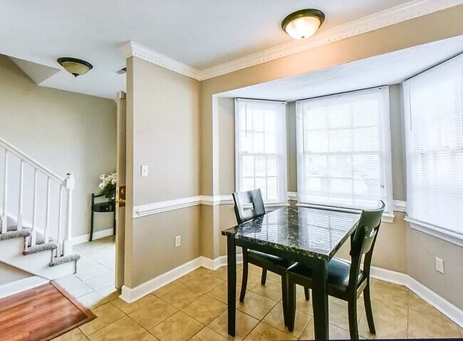 Building Photo - 5738 Rivermill Cir