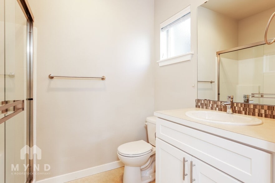 Building Photo - 19225 Damson Rd