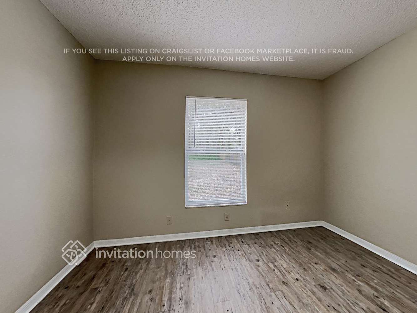 Building Photo - 2624 Lake Jackson Cir