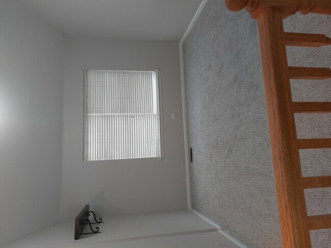 Building Photo - 5728 Breezeland Rd