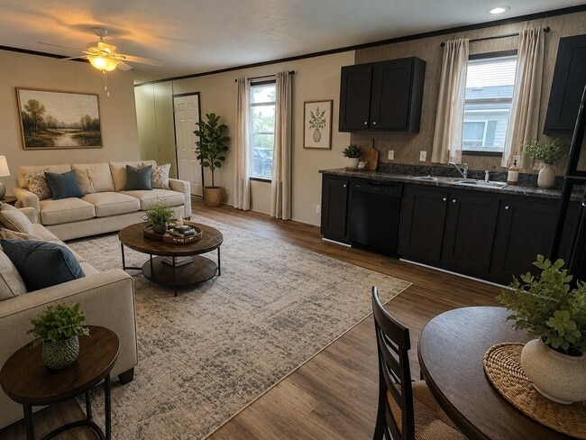 Building Photo - 48596 Leafdale Ct