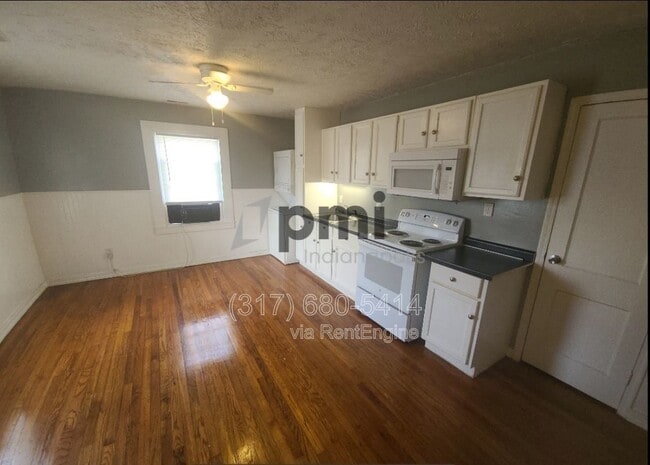 Building Photo - 4920 E 34th St