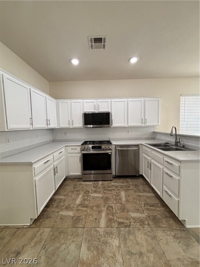 Building Photo - 8056 Imperial Treasure St