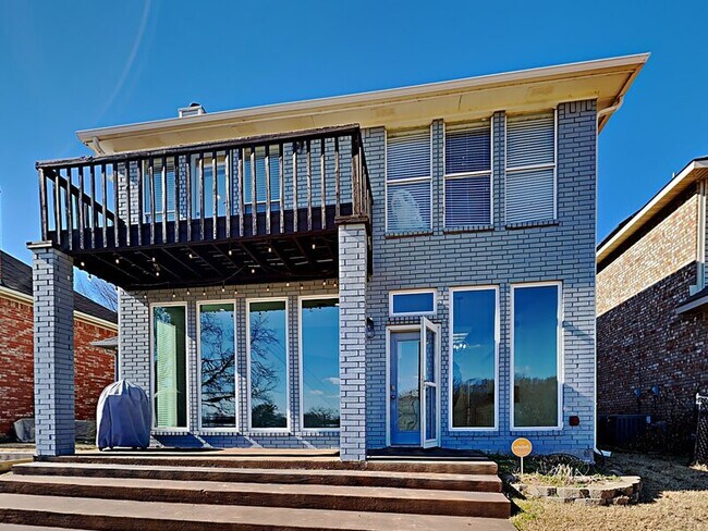 Building Photo - 4322 Duck Pond Ln