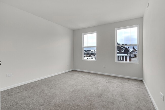 Building Photo - 5918 Hawkweed Dr