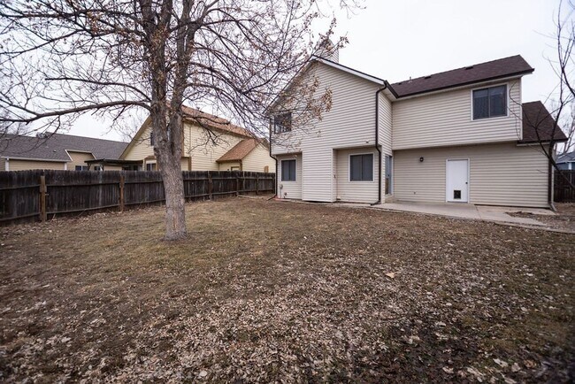 Building Photo - 1937 Connectitcut - Charming 2-Story Brick Home in a Great Location!