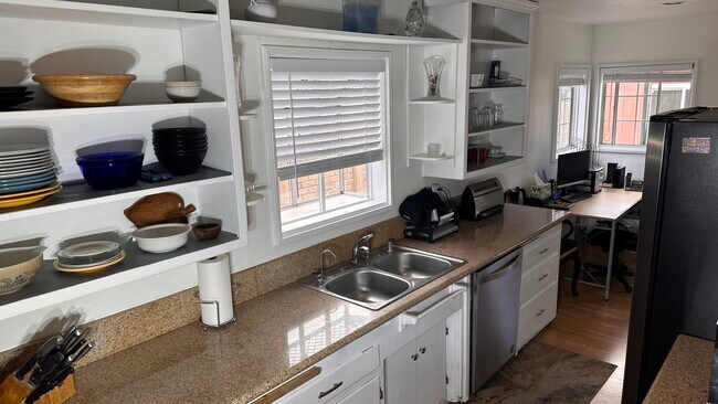 Building Photo - 5965 Wilbur Ave