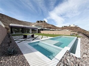 Building Photo - 702 Blackrock Rim Dr