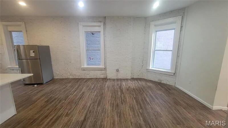 Building Photo - 3614 Iowa Ave