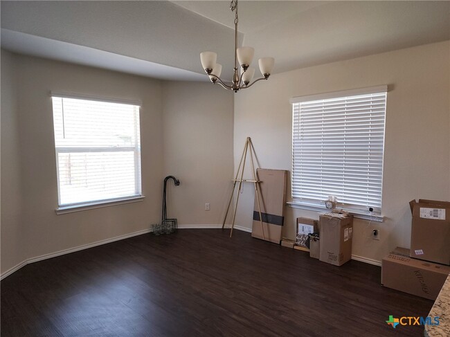 Building Photo - 210 Highmore Ct