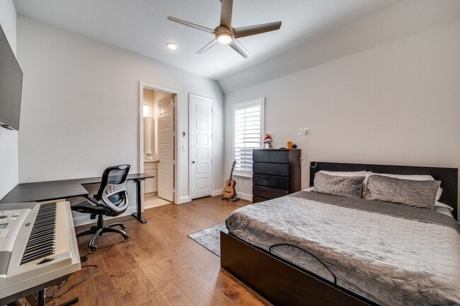 Building Photo - 4080 Freeman Way