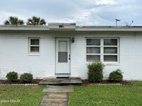 Building Photo - 117 Demotte Ave