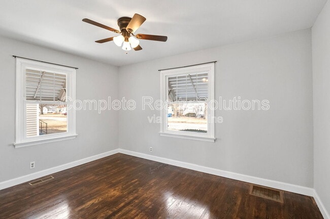 Building Photo - 8118 Blanchard Dr